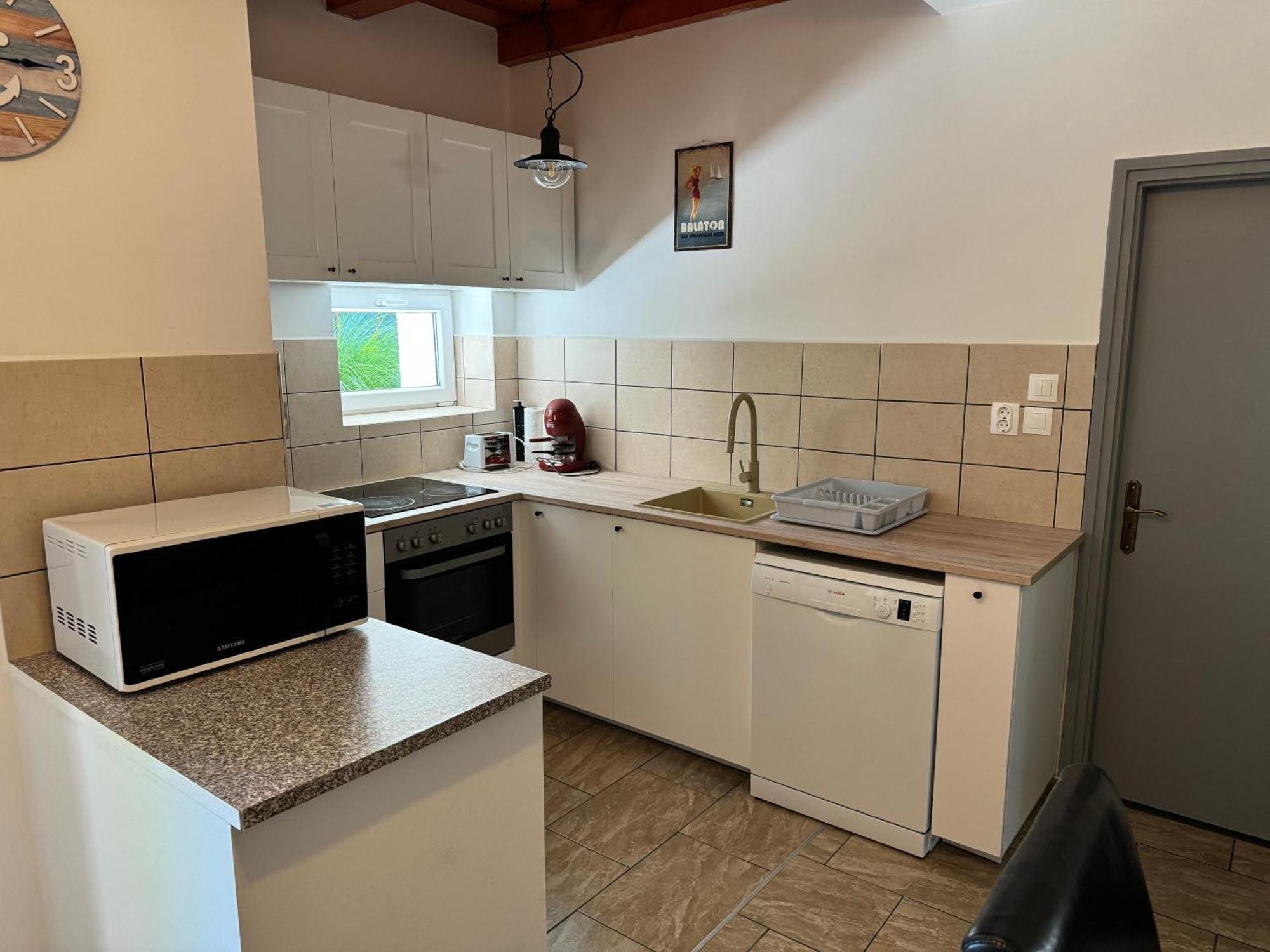 Borsi Apartman 발라톤알마디 외부 사진